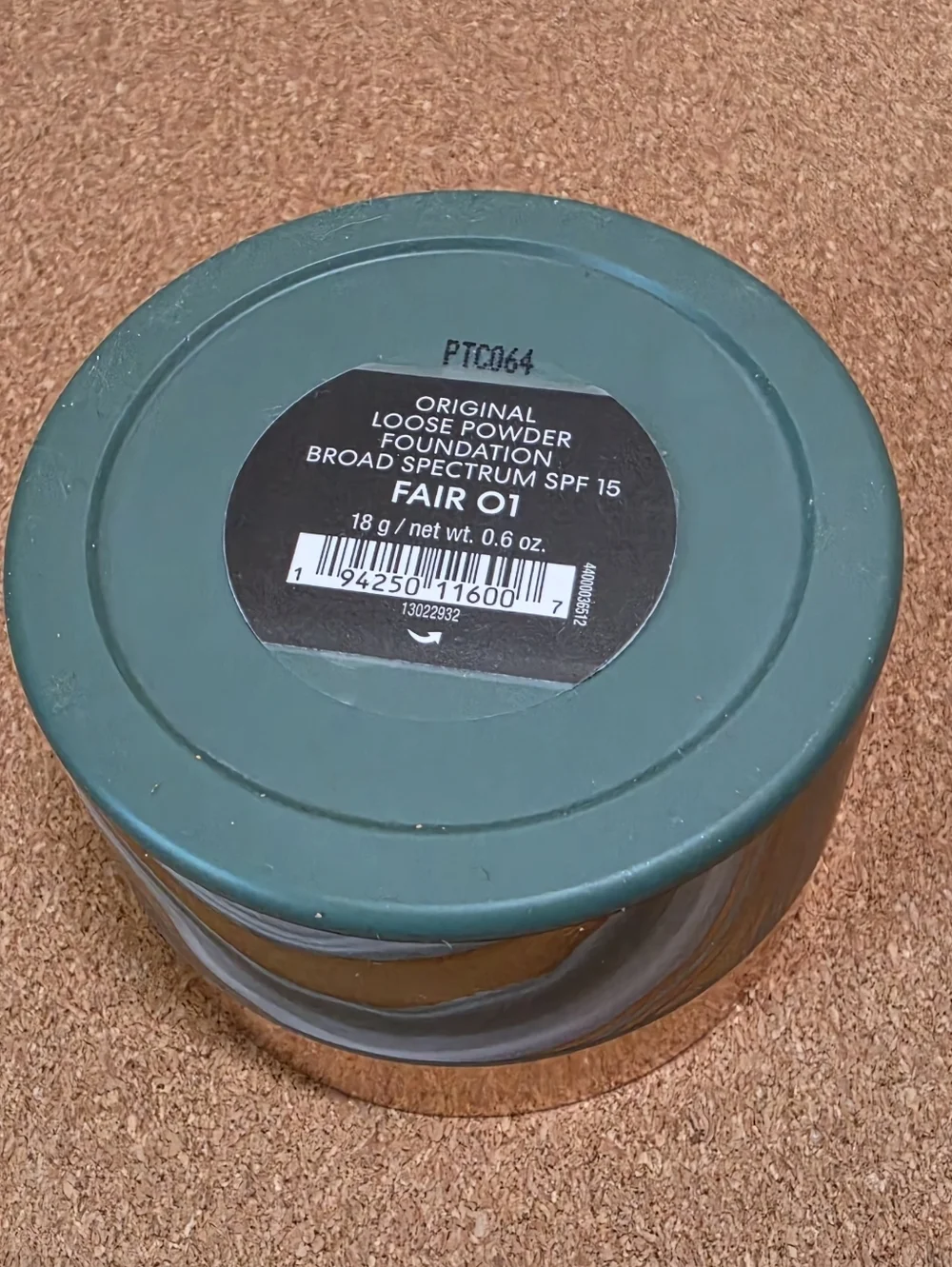 BareMinerals Fair 01 8g New